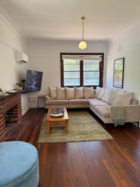 2 Cute Cosy Cottage Garden 2brms, Perth